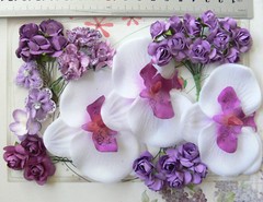 FRANGIPANI ROSES – LAVENDER PLUM – 33Flowers 15-80mm 5Styles PAPER & SILK MH VE3