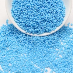 4000 Pcs Opaque Glass Small Beads 2mm Sky Blue + Storage Box Jewelry Making