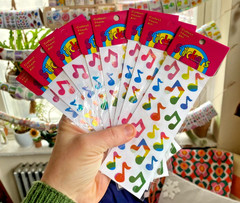 1 NIP NOS Package of Vintage 80s Pearly Rainbow Music Note Stickers (Taiwan)