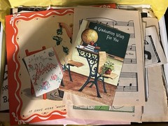 3 Lb Box Of Ephemera Junk Journal Scrapbook Craft Supplies Old New 13x10x2 Fun!