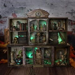 TIM HOLTZ COLLECTION OF EVERYTHING HALLOWEEN IDEA-OLOGY 2023 AND OLDER