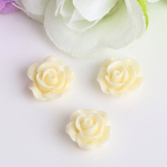 50 Pcs Scrapbook Supplies Crafting Materials Small Flowers for Scrapbooking