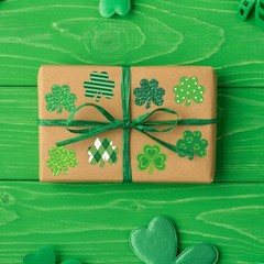 1000 Pcs St. Patrick’s Day Stickers Roll Green Laser Shamrock Lucky Clover Spa