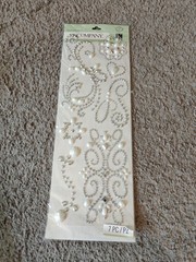 K&COMPANY ADHESIVE GEMS PEARL SWIRL 7PCS NEW