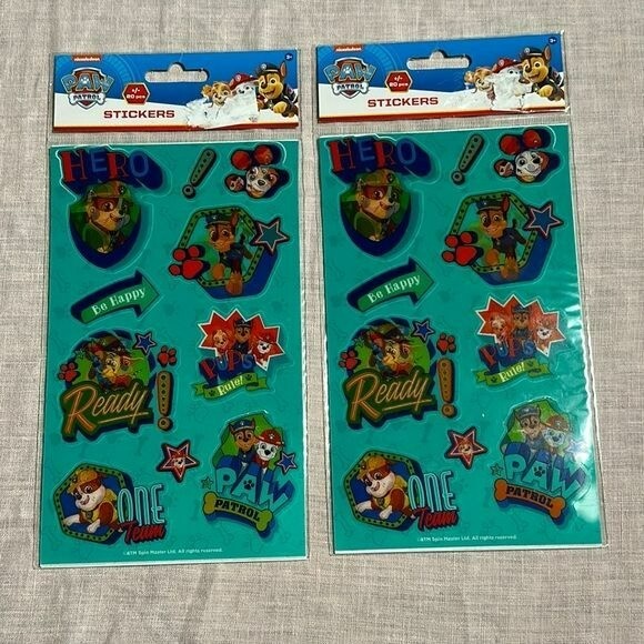 Paw Patrol Hologram Stickers 40 stickers – 2 packets of 20 NEW IN PACKET