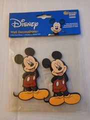 Sandylion Disney Mickey Mouse 4″ Mini Foam Shapes Wall Decoration Scrapbooking