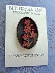 BUTTERMILK LANE Real Pressed Flower NIB Pin Brooch New in Box 1″ x 1 1/2″ purple
