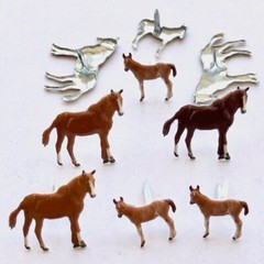 HORSE AND PONY SCRAPBOOKING DECORATIVE BRADS EYELET OUTLET 8 PCS