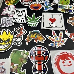 Set Of 32 Back To School Stickers, Sports, Advertising 💥Lot 2