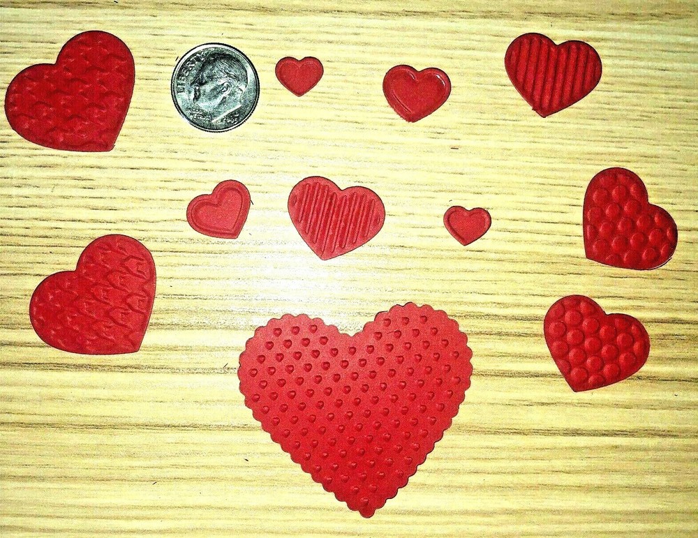 30 SCALLOPED FASHIONABLE HEARTS cardstock paper die cut embellishments