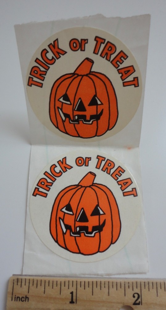(2) Vintage TRICK OR TREAT Halloween Jack-O-Lantern Pumpkin Stickers 1980s