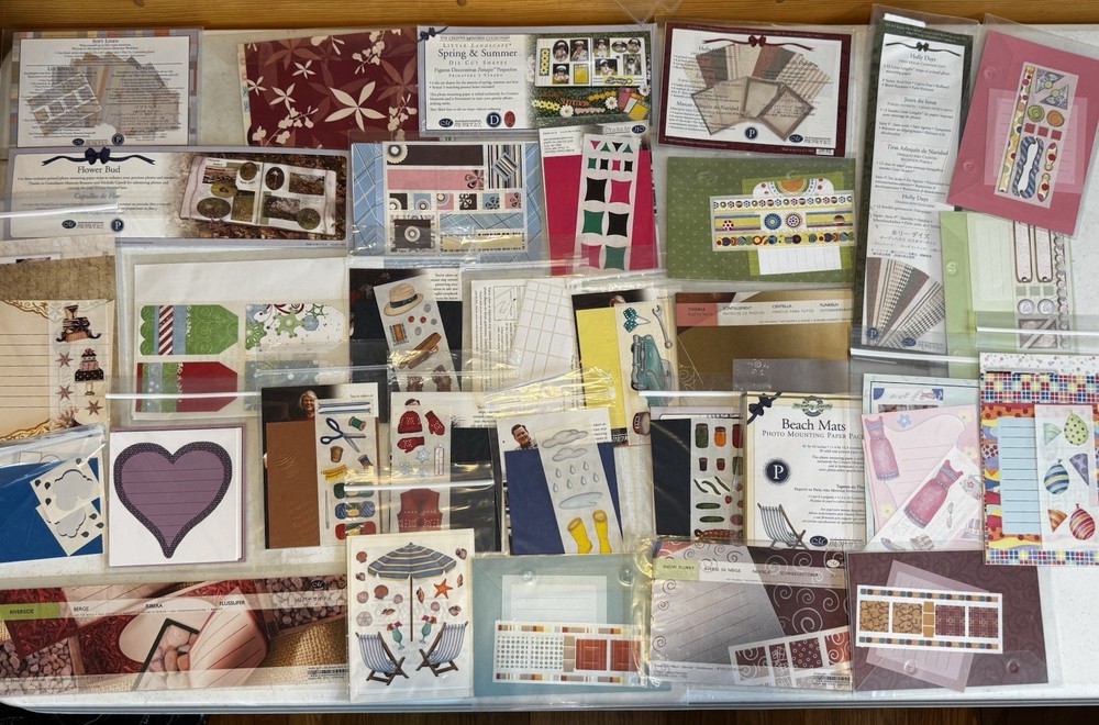 Lot of 31 Creative Memories Customer Gift Thank You And Page Completion Kits