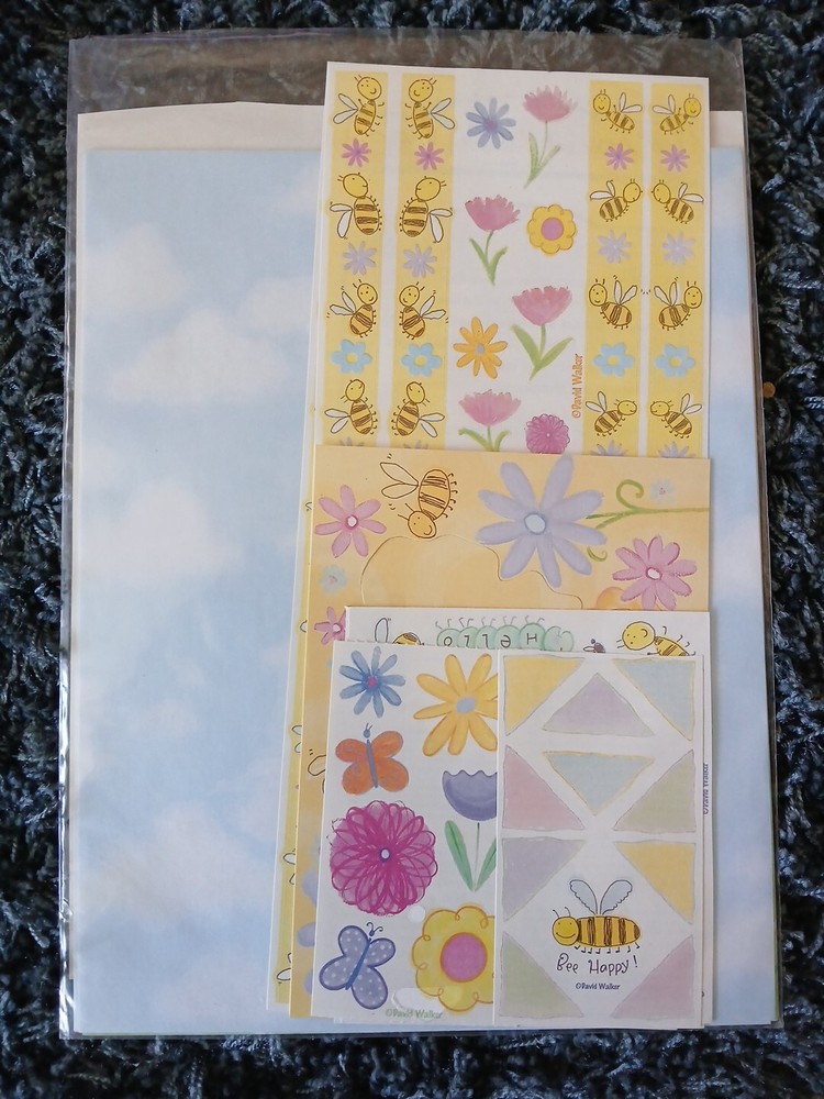 David Walker Bees And Bugs Deluxe Kit 15 Items Cute 🐬