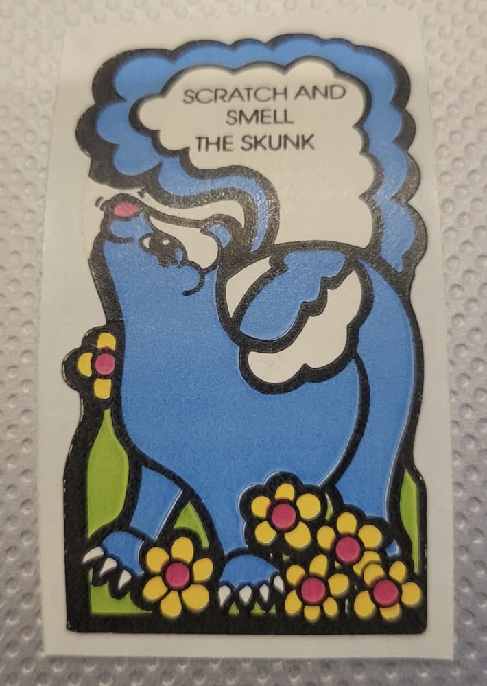 Rare Vintage Scratch and Sniff Stinky Matte Trend Stickers – Skunk. (1)