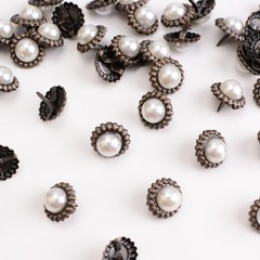 100 PCS 16mm Retro Floral Pearl Mini Brad Fasteners Split Pins Paper Craft