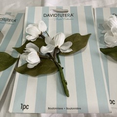 Darice David Tutera Artificial Wedding Boutonniere White Blossoms Lot of 3