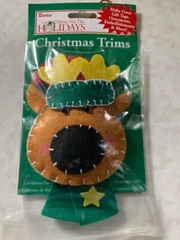 DARICE 3D FELT CHRISTMAS TRIM ORNAMENT FELT CHRISTMAS REINDEER ORNAMENT DEER