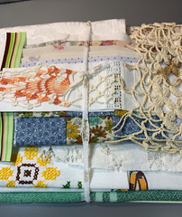 24 Pcs Vintage Doily, Tablecloth, Small Projects, Sewing Supplies, Scraps (431)