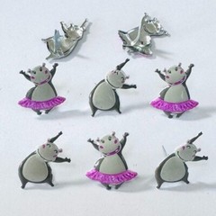 HIPPO SCRAPBOOKING DECORATIVE BRADS EYELET OUTLET 8 PCS 2 DESIGNS