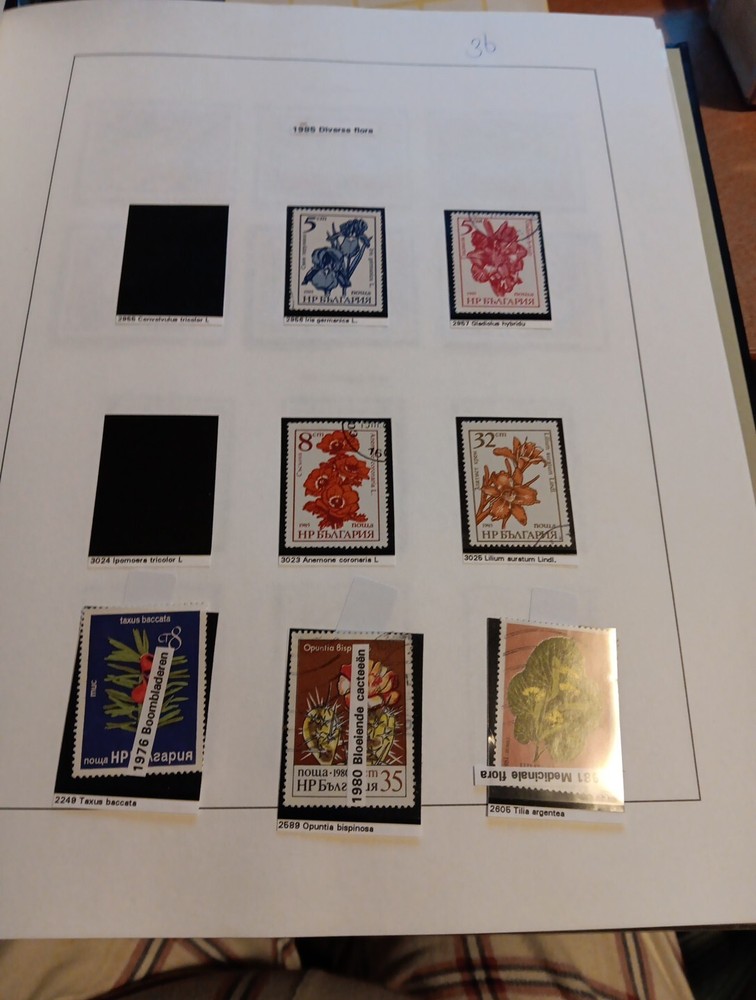 SHEET WITH POSTSTAMPS FOR SCRAPBOOKING/JOURNALS VINTAGE FLOWERS (FLORA36)