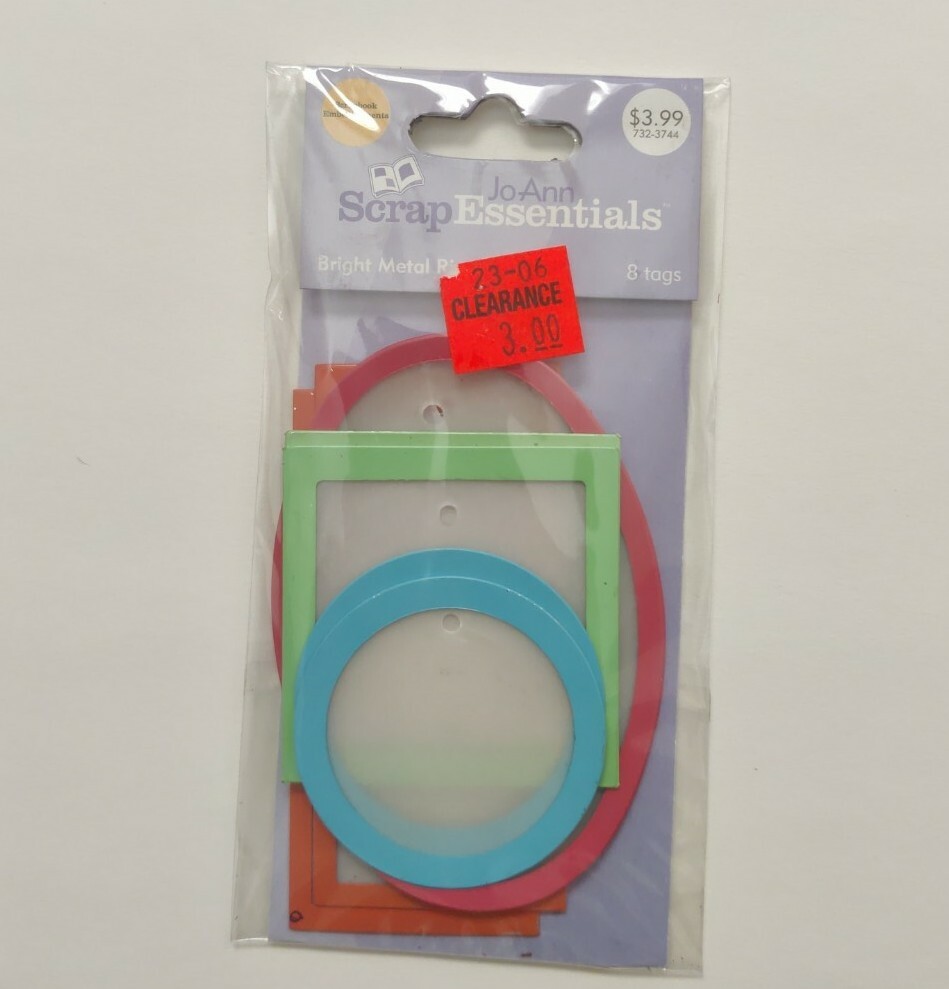 JoAnn Scrap Essentials – 8 Bright Metal Rim Tags – Scrapbooking New