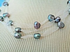 15″ Asian Freshwater Pearls on Ethereal Ribbons Necklace Triple Strand New Japan
