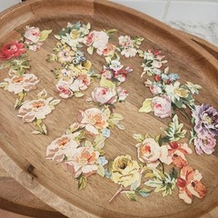 Anna Griffin Set of 60 Floral Die Cut Embellishments Lot
