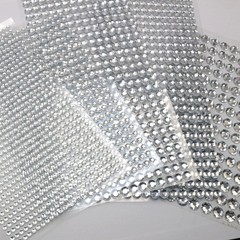 4 Sheets Clear Round Self-Adhesive Rhinestones Gems Stickers 3mm 4mm 5mm 6mm
