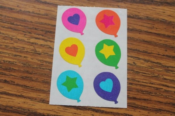 Vintage 1983 Illuminations Super Sixes Balloons Rainbow hearts & stars Rare