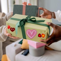 Eco-Friendly 232 Pcs Waterproof Heart Stickers – Perfect for Valentine’s Day
