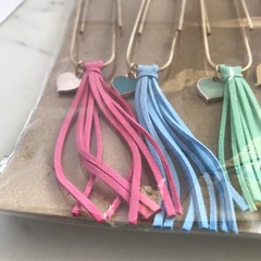 4″ Jumbo Gold Journal Paper Clips with 3″ Tassel & Heart Charm 4 Pc Set Planner