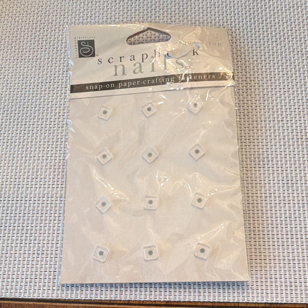 ChatterBox Scrapbook Nails Snap-On Paper-Crafting Fasteners Plastic Scrapbooking