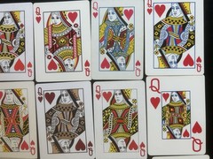Lot of 100 QUEEN OF HEARTS Single Playing Cards, vintage to modern variety mixed