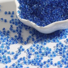 4000 pcs Glass Beads 2mm(10/0) Colour lined inside + Storage Box Jewelry Making