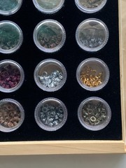Vintage 20 Colors Karen Foster HERITAGE 800 pc EYELETS 1/8in 3mm Set 2004 Eyelet