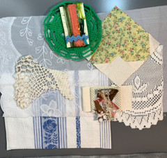 24 Pcs Vintage Doily, Tablecloth, Small Projects, Sewing Supplies, Scraps (431)