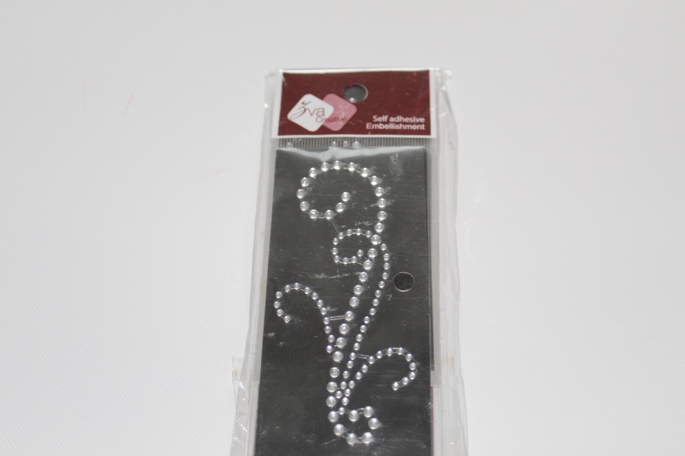 ZVA Creative Self Adhesive Crystals – Symmetrical C Clear Crystals CRW04CB 113