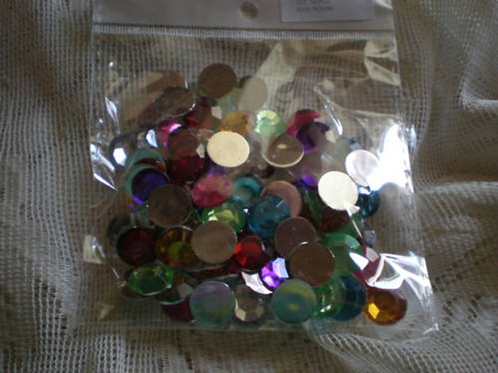 12mm RHINESTONE ACRYLIC FACETTED FLATBACK ROUND 95 pcs