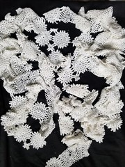 Vintage Assorted White Ivory Lace Trims Doily Fabric Slow Stitching – Lot of 30