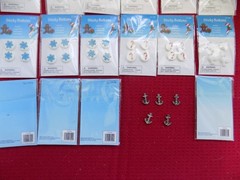 Scrapbooking/Crafting ~ 16 Sticky Buttons (Christmas +) & 5 Anchor Sew On