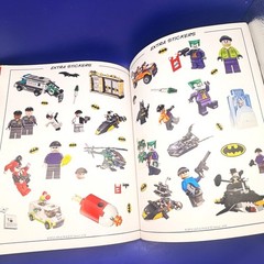 LEGO DC Batman Super Heroes Ultimate Sticker Collection Book 1000+ Reusable READ