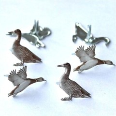 MALLARD DUCK SCRAPBOOKING DECORATIVE BRADS EYELET OUTLET 8 PCS 2 DESIGNS