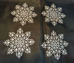 Tim Holtz Holiday Die Cuts * Flurry #3 Snowflakes * 4 Glitter or 6 Cardstock