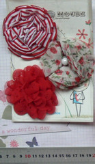 RED Candy, GREEN & WHITE Floral Mix Fabric 3 Flowers 70-75mm Manor House MH X-Cb