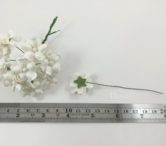 WHITE 1″(2.5cm) Cottage Paper Flower Wedding Card Scrapbook Cardmaking S15-15