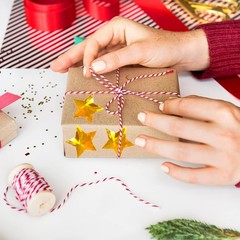 500 PCS Holographic Gold Star Stickers, 1 inch Self Adhesive Metallic Glitter…
