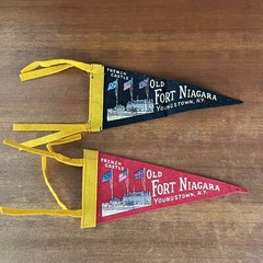 x2 Vintage Old Fort Niagara Pennant French Castle Youngstown NY Banner Flag Felt