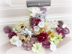 TIS The SEASON – Christmas Style Over 30 Flower Petals Mix 3-9cm Manor House MHD