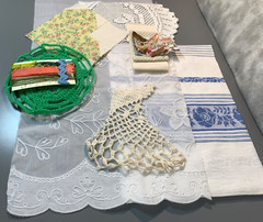 24 Pcs Vintage Doily, Tablecloth, Small Projects, Sewing Supplies, Scraps (431)
