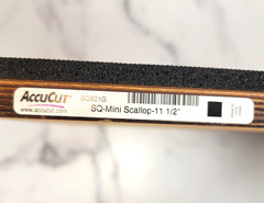 AccuCut Cutting Dies – SQ631G – SQ-Mini-Scallop – Giant Crease Die